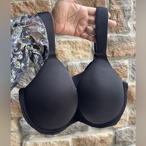 Dreamfit Women's Black Bra size 42 DDD NEW